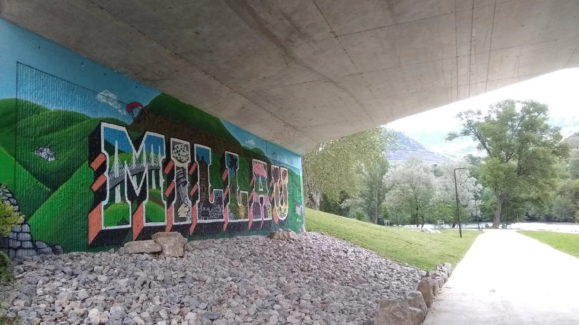Centre Ville Millau Appartement 0*,  فرنسا